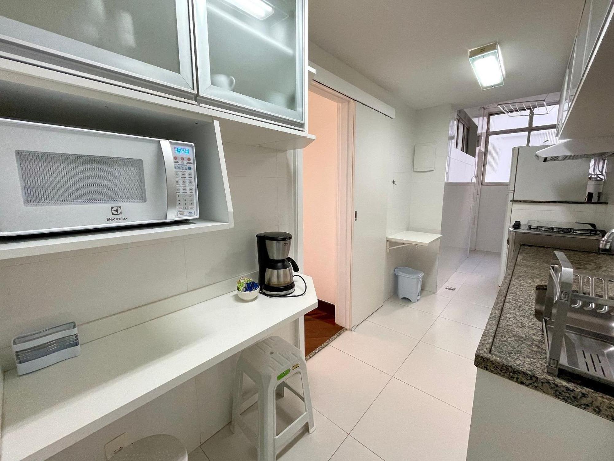 Apartamento Espacoso E Proximo A Do Leblon!