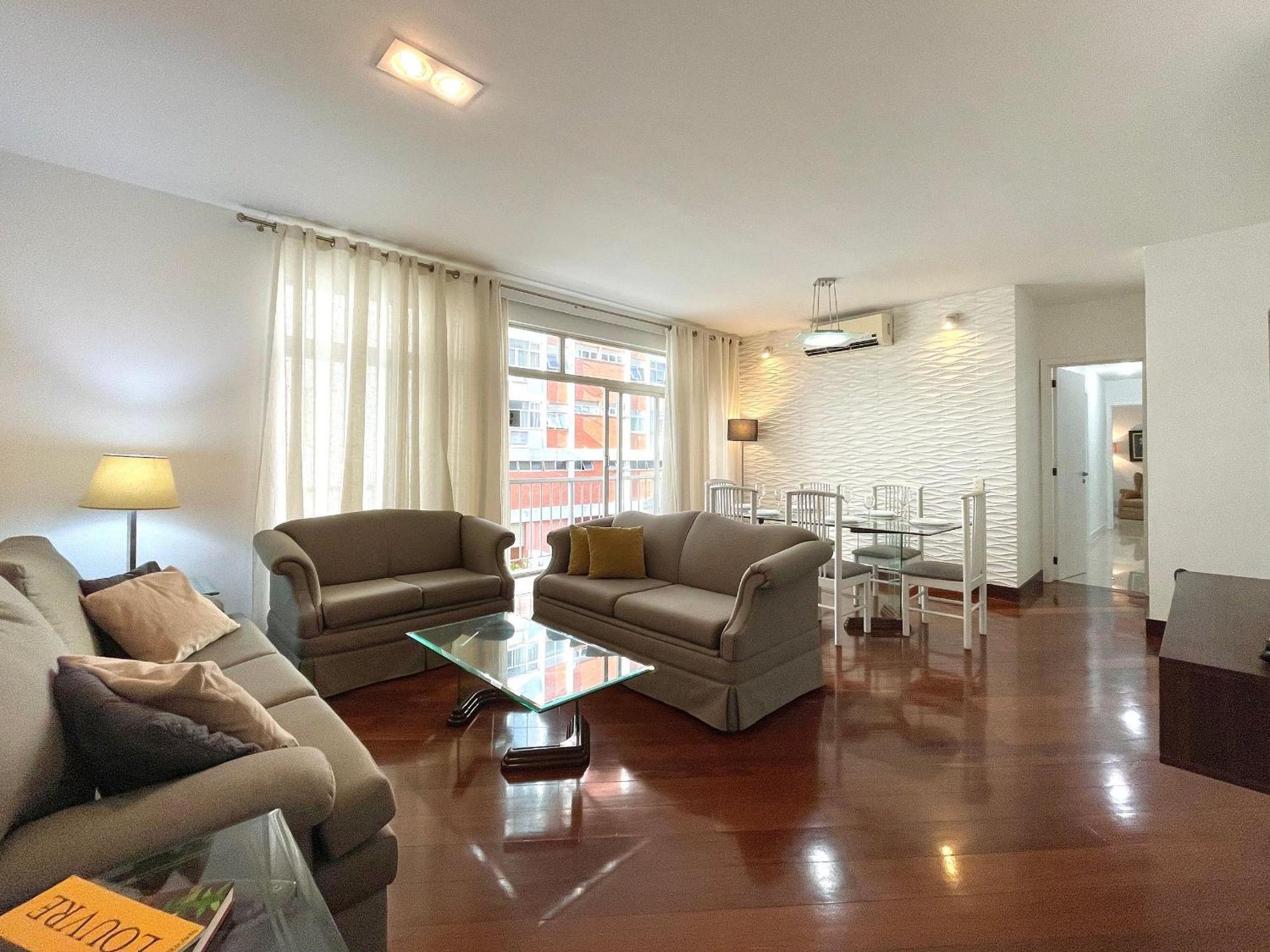 Espacoso E Proximo A Do Leblon! Apartamento Rio de Janeiro